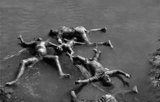 বাঙালি গণহত্যা-১৯৭১ - ছবিঃ রঘু রায়